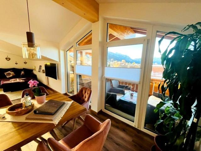 23 Neu Erbaute Ferienwohnung Mit Schloss- Und Panoramablick Halblech Exteriér fotografie