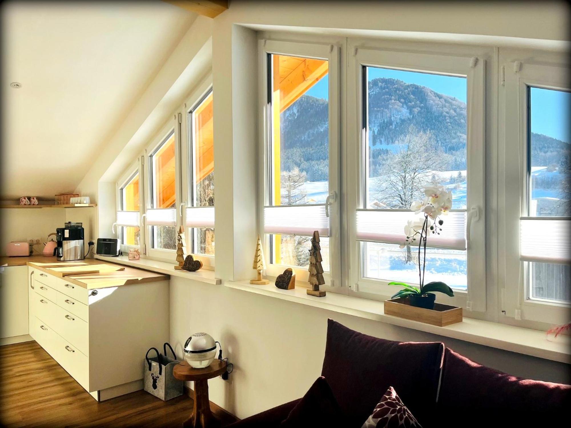 23 Neu Erbaute Ferienwohnung Mit Schloss- Und Panoramablick Halblech Exteriér fotografie